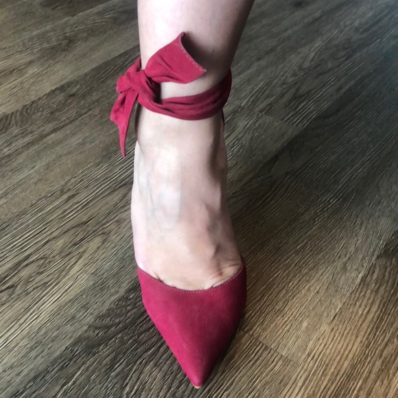 NEW. ALDO Sexy Red Pointy Heels 👠 - Picture 5 of 8